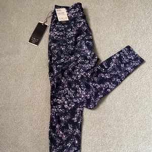 Calia by Carrie Underwood Mid-Rise 7/8 Leggings